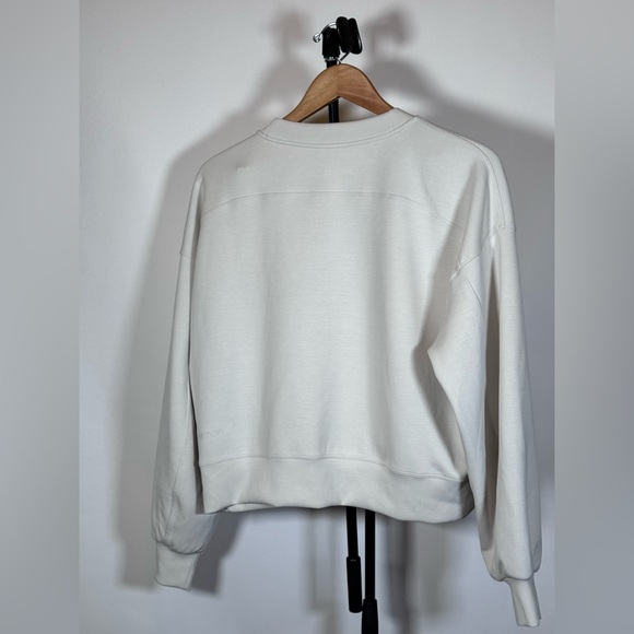 NWOT Lululemon Perfectly Oversized Cropped Crew *Softstreme - Picture 5 of 11